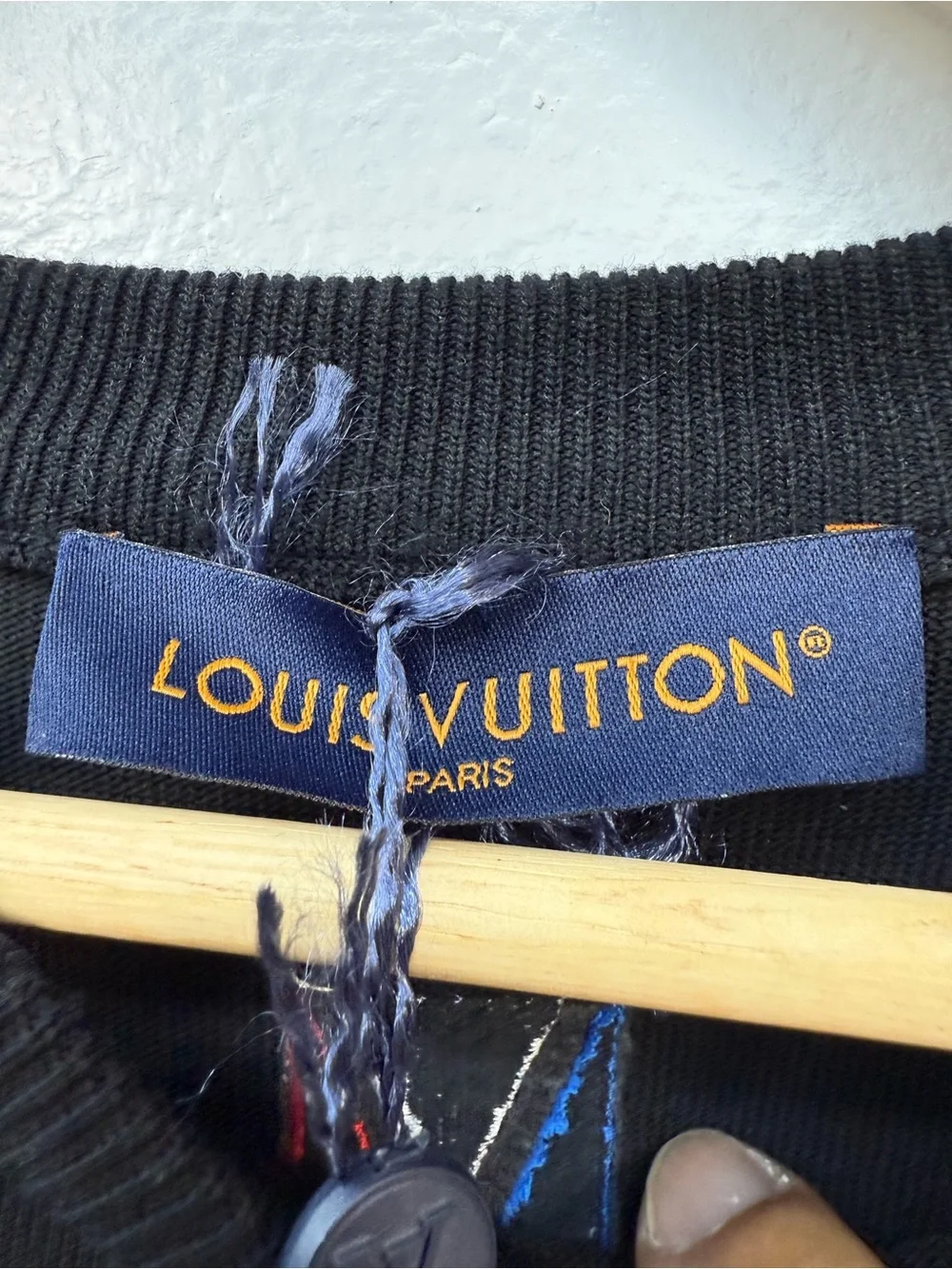 Louis Vuitton Black Crystal Logo Short Sleeve Tee - Picture 8 of 11